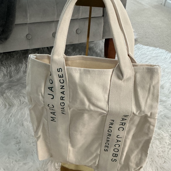 MARC JACOBS FRAGRANCE TOTE - Picture 1 of 2